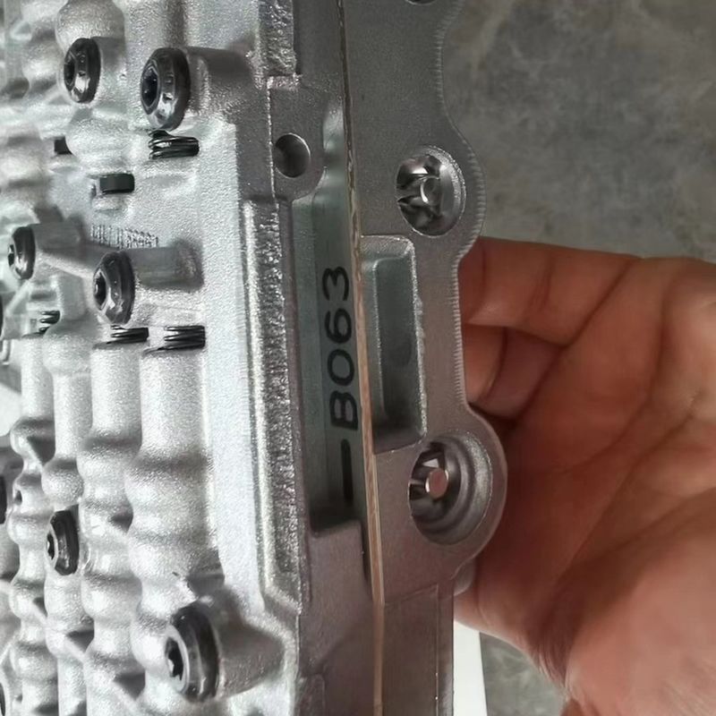 एल्यूमीनियम 6HP-21 B063 1.8T 2.0T 2.4T ROEWE SAIC कारों के लिए सार्वभौमिक स्वचालित वाल्व शरीर