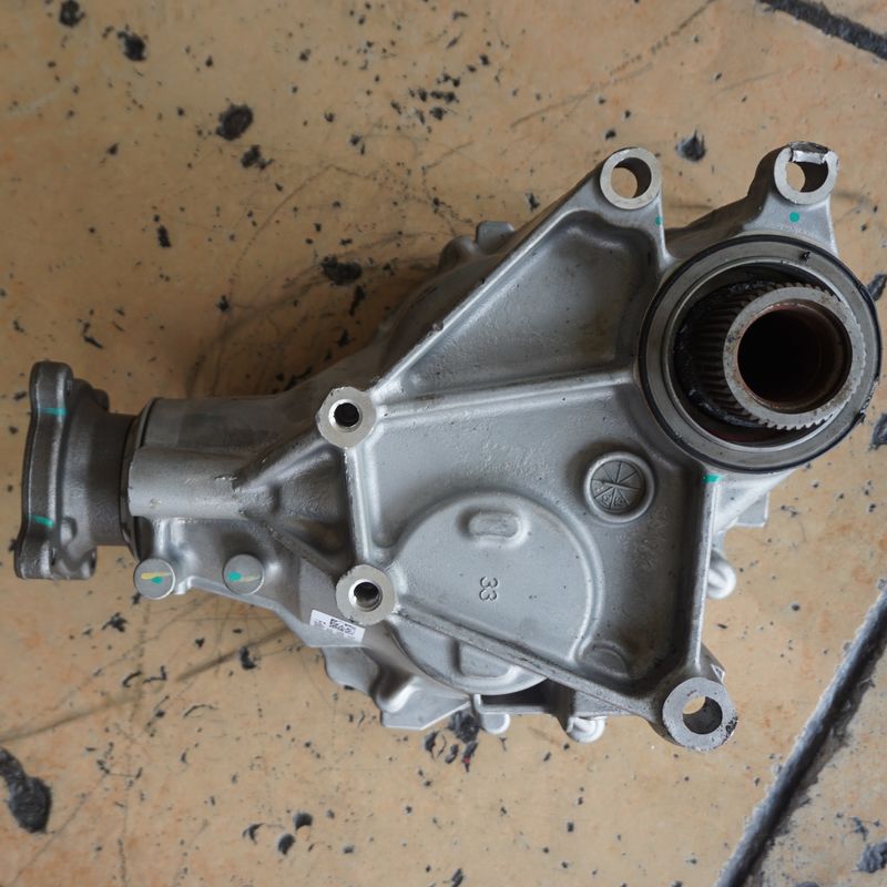 9L8Z7A103D 9L8Z7A103J Mazda CX9 6F35 स्वचालित चेसिस प्रणाली के लिए अंतर हस्तांतरण मामले का उपयोग किया जाता है