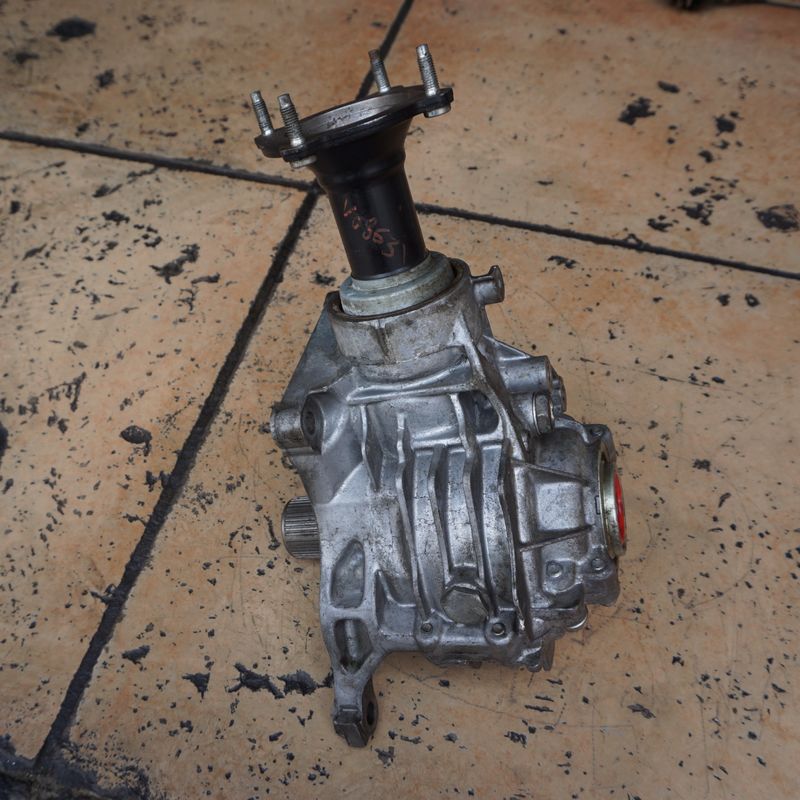 9L8Z7A103D 9L8Z7A103J Mazda CX9 6F35 स्वचालित चेसिस प्रणाली के लिए अंतर हस्तांतरण मामले का उपयोग किया जाता है